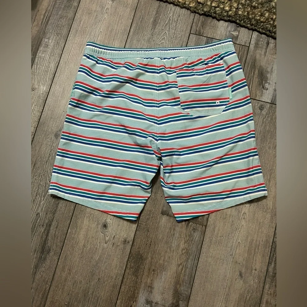 Bonobos 7-Inch E-Waist Swim Trunks Sz: M Striped shorts